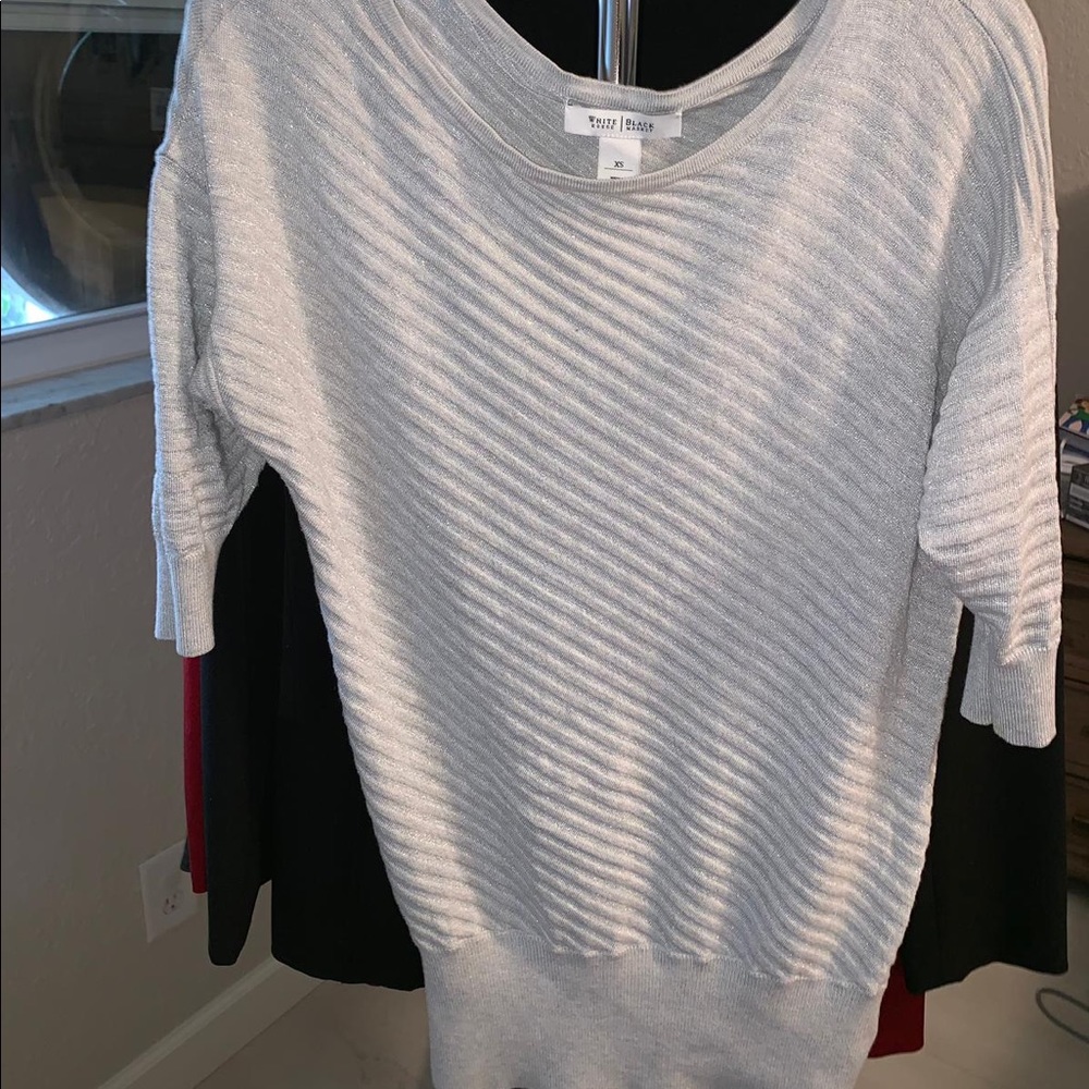 Scoop neck sweater